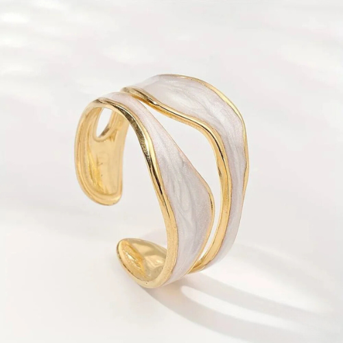 Dreamy - Vintage White Gold Ring