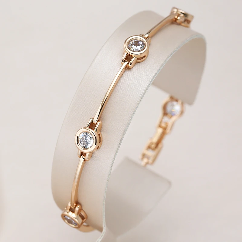 Elegant timeless gold with diamond bracelet
