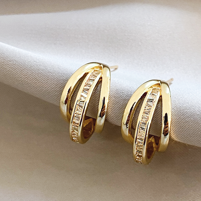 Elegant gold-plated triple hoop earrings