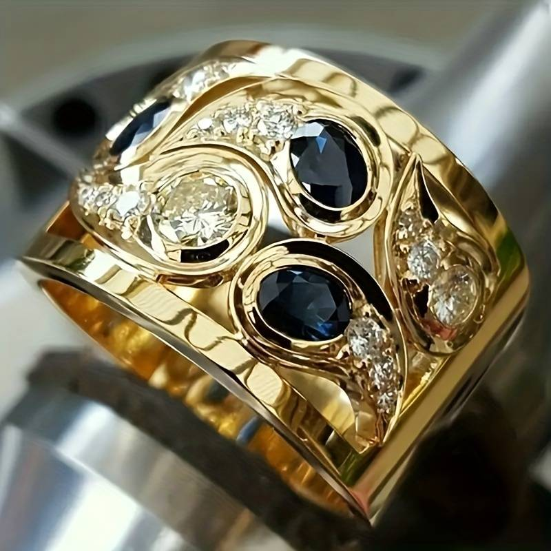 Vintage Gold Inlaid Zirconia Ring
