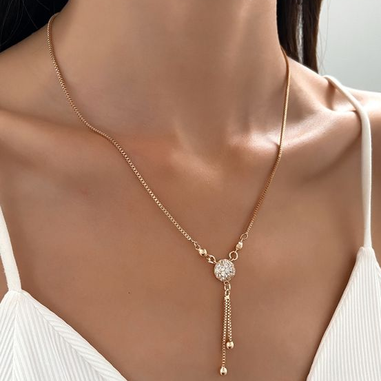 Miya Classy Crystal Necklace