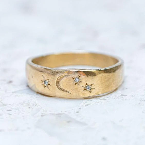 Night Ring in Vintage Gold with crafted moon and stars