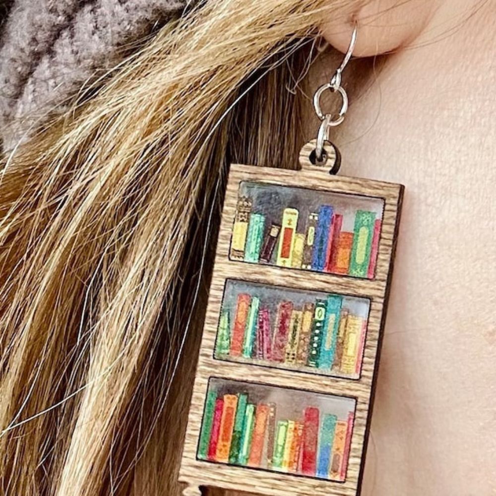 Booklover earrings