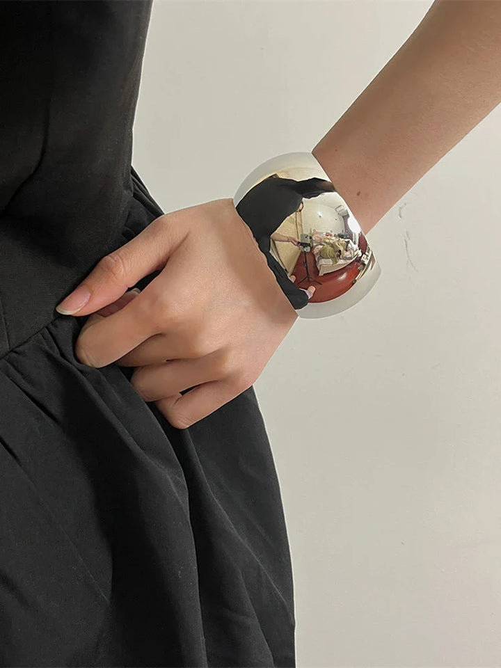 Classic Smooth Wide Round Bracelet