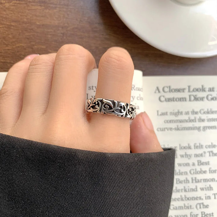 Retro Eternal Ring