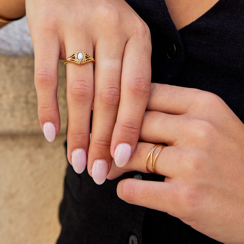 Classic Royal Pearl Ring