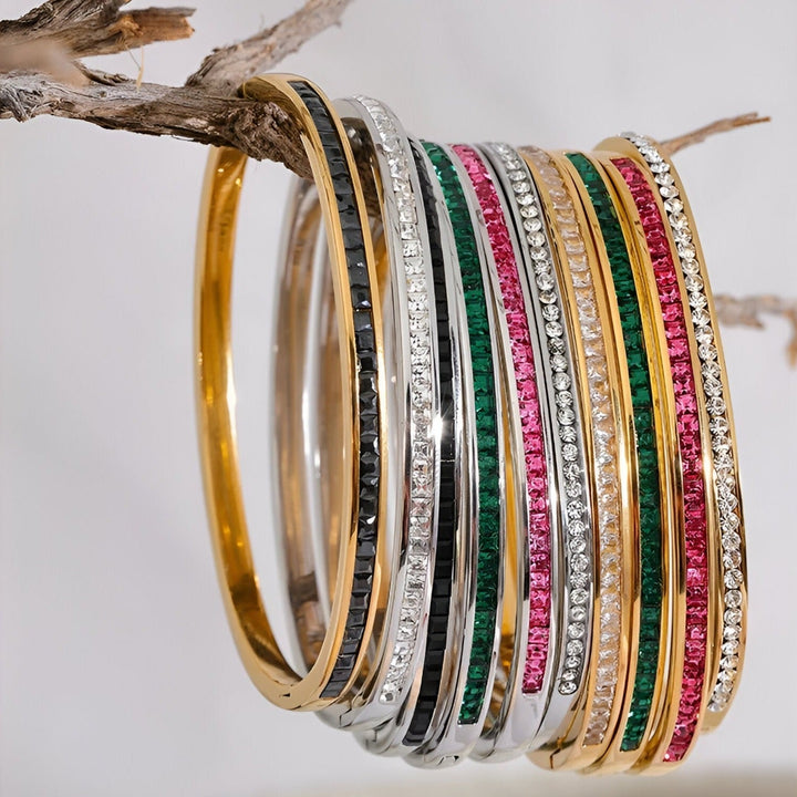 Color Diamond in Gold Bracelet