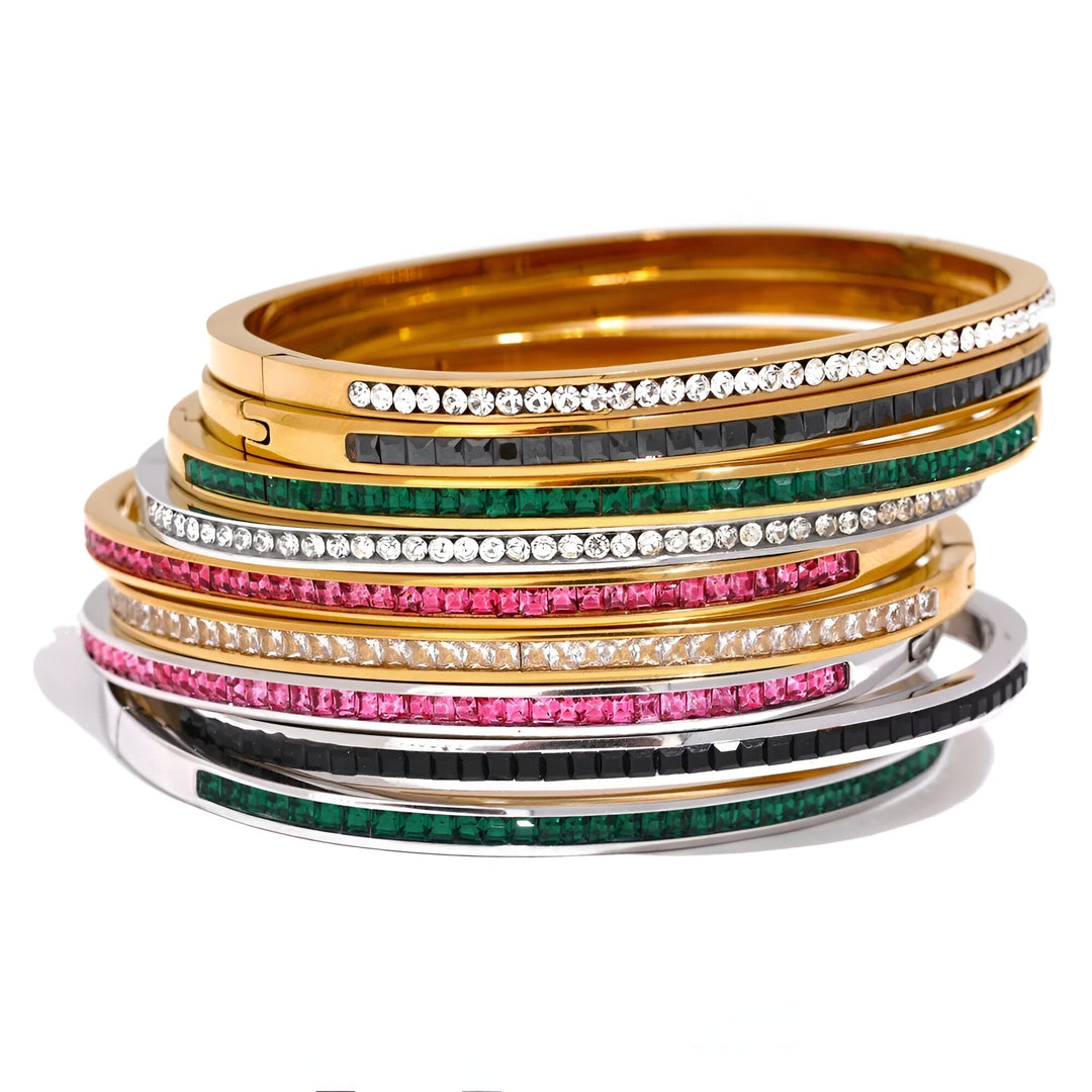 Color Diamond in Gold Bracelet