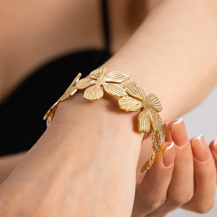 Flower Designed Bracelet
