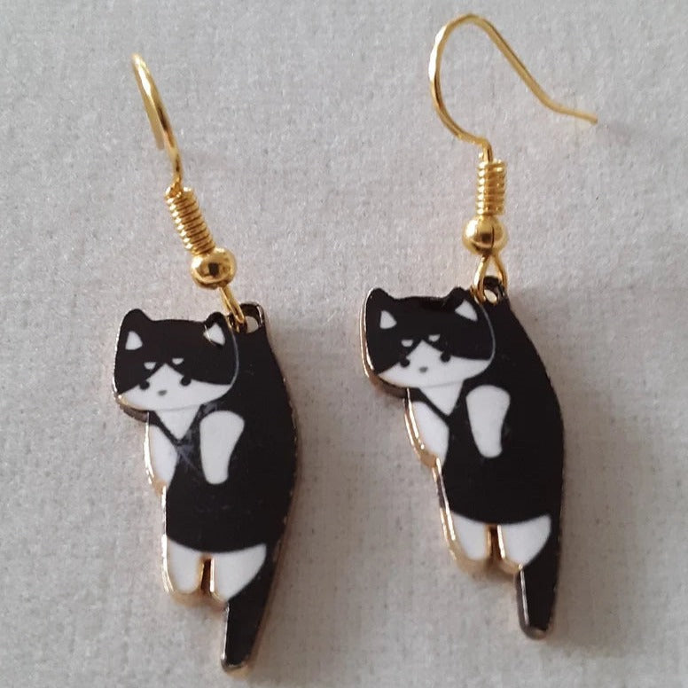 Dangling Cat Earrings