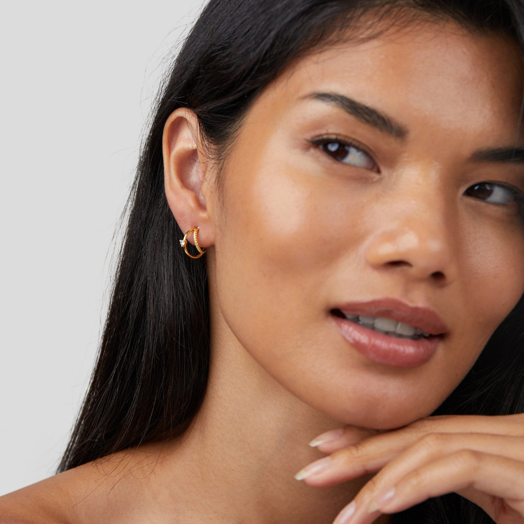 Diamond touch gold earrings